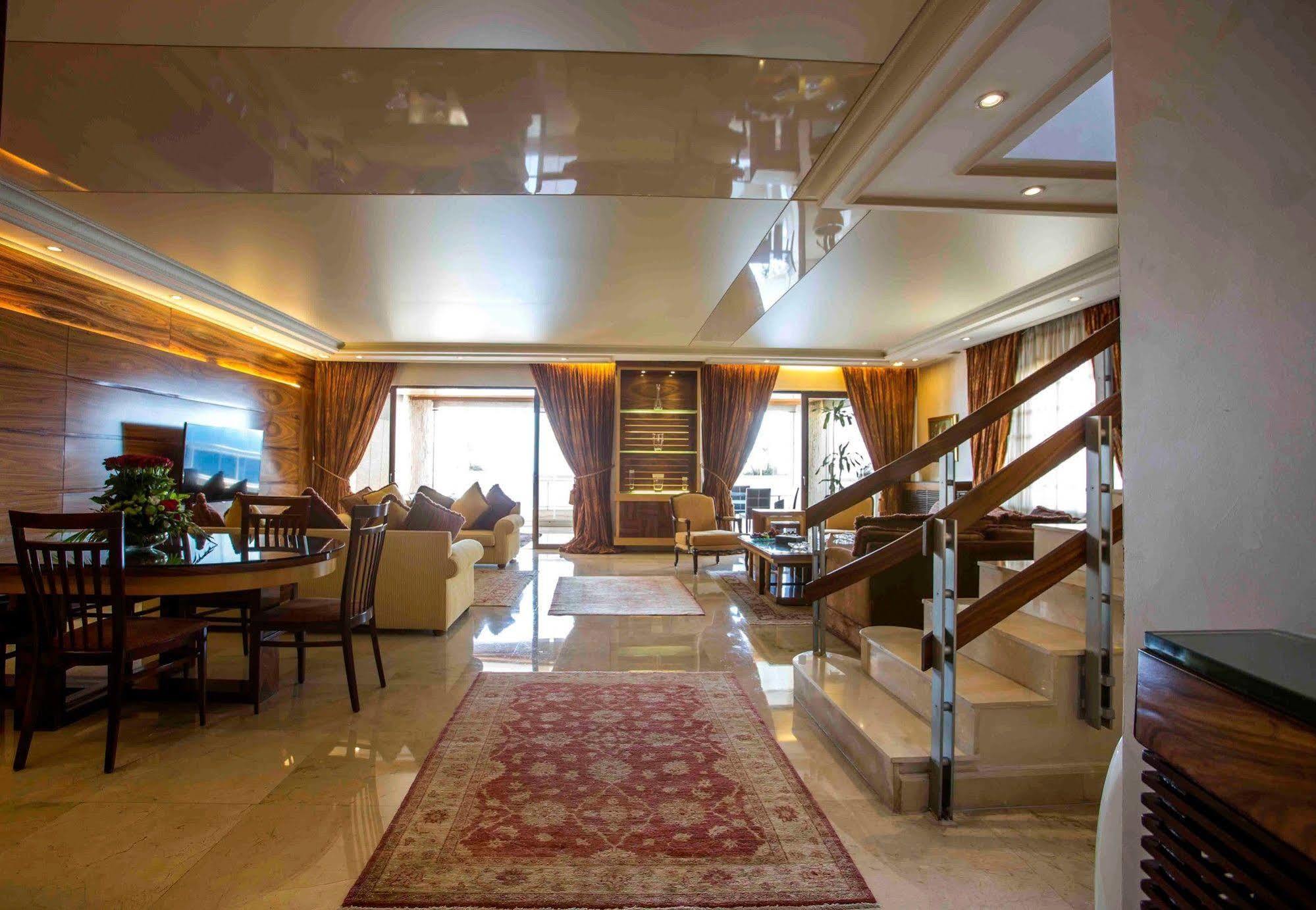 Lahoya Suites Бейрут Экстерьер фото